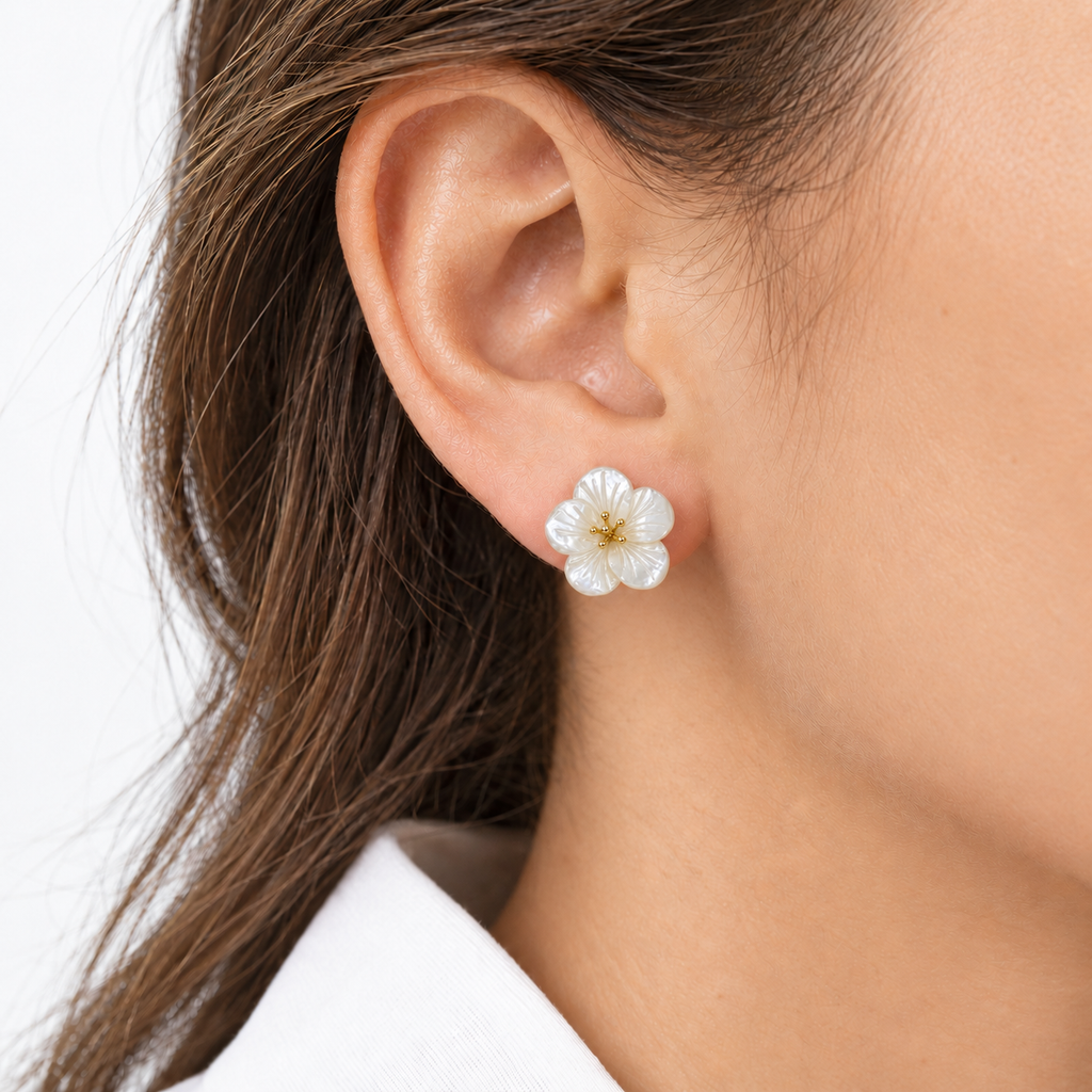 Pendientes Flor Nácar Radiante