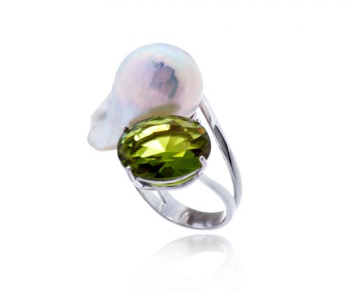 Anillo perla con circonita verde