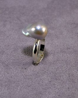 Anillo perla barroca pico pato