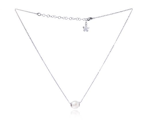 Cadena plateada con perla